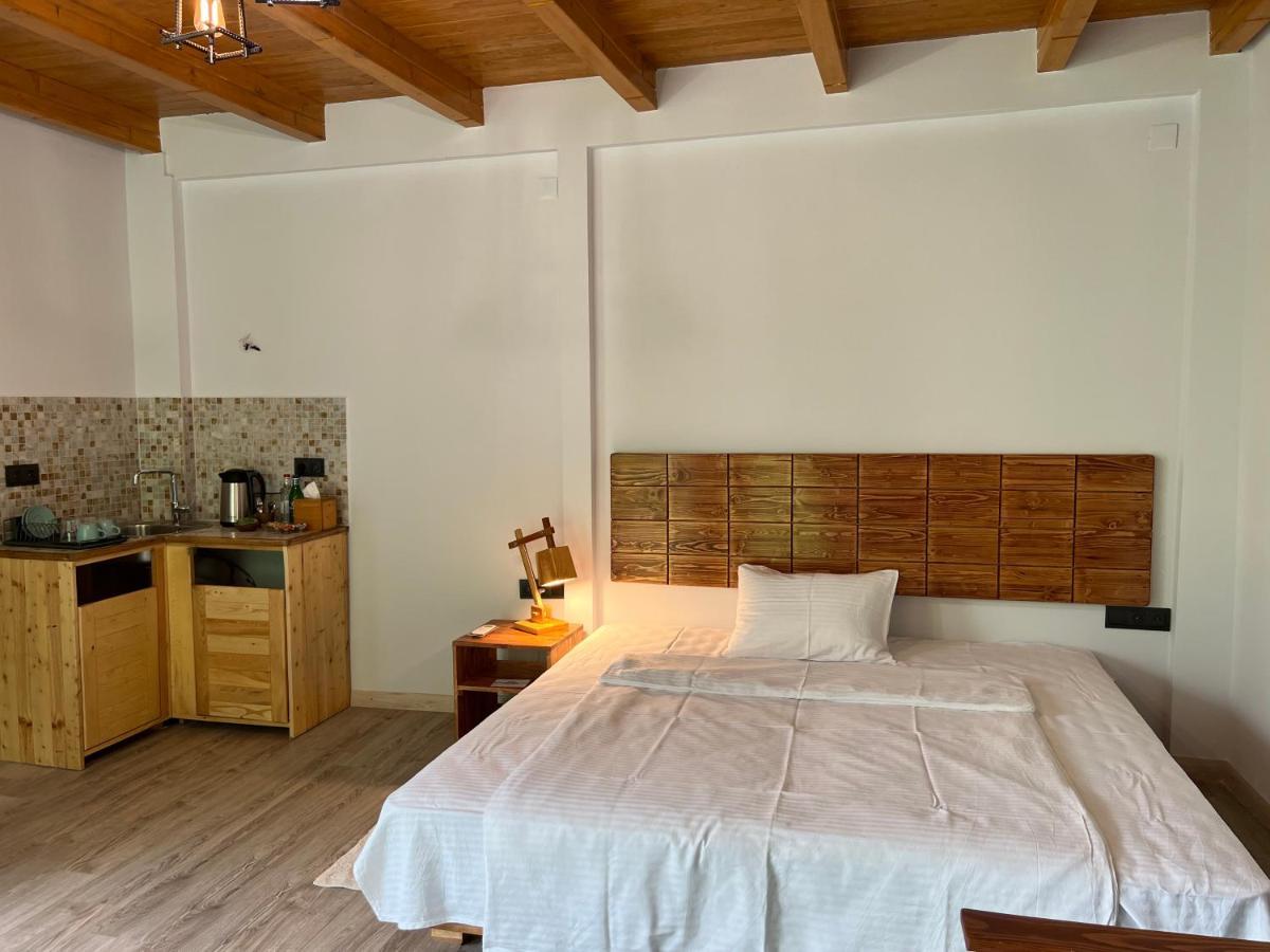 Green Stone Boutique Hotel Yeghegnadzor Extérieur photo